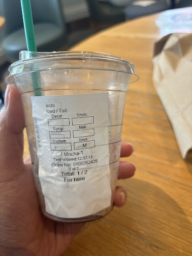 Opinii despre Starbucks Katong Square în Singapore - Hospitality and gastronomy