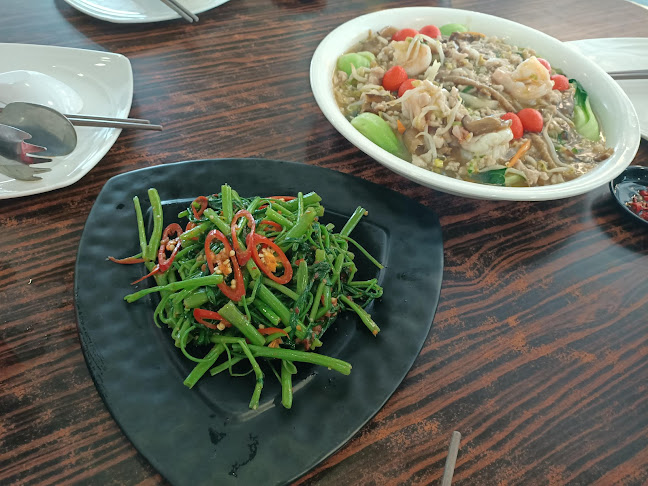 Kelly Jie Seafood (TPY Mellben Seafood) 龍海鲜螃蟹王 - Hospitality and gastronomy