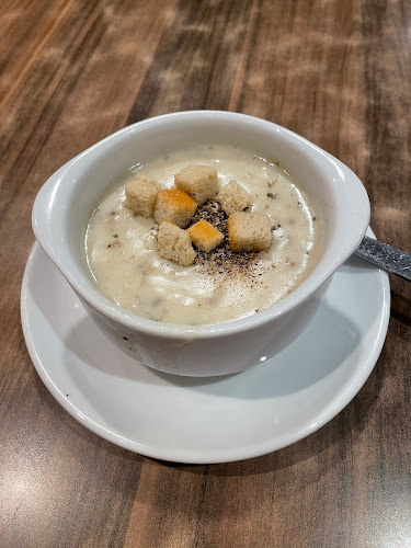 604 Sembawang Rd, #B1-12/13/14 Sembawang Shopping Centre, Singapore 758459