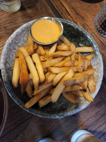 Opinii despre Good Luck - The Best of Singapore Craft Beers (Bugis - Haji Lane) în Singapore - Hospitality and gastronomy