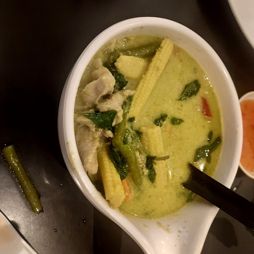 Opinii despre Bali Thai (IMM) în Singapore - Hospitality and gastronomy