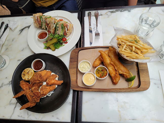 PS.Cafe Raffles City - Singapore