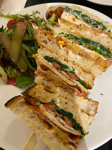 Comentarii opinii despre PS.Cafe Paragon