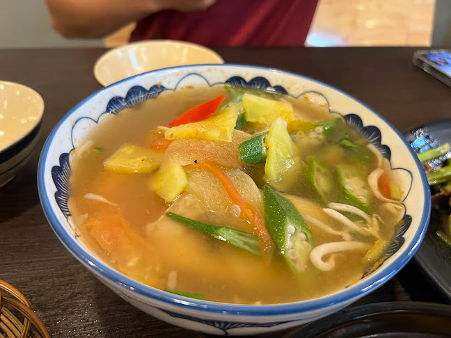 Ăn Là Ghiền - Bistro 7 - Hospitality and gastronomy