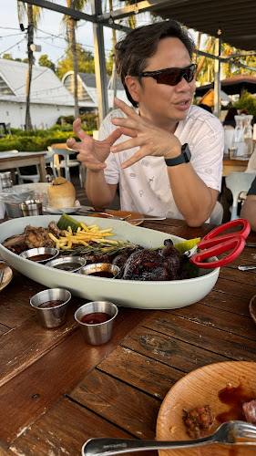 Opinii despre Makers Music Munchies în Singapore - Hospitality and gastronomy