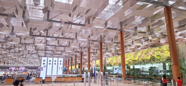 Starbucks Terminal 3 Departure Hall