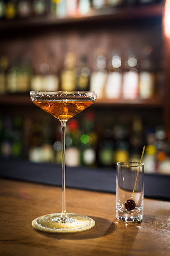 Opinii despre D.Bespoke în Singapore - Hospitality and gastronomy