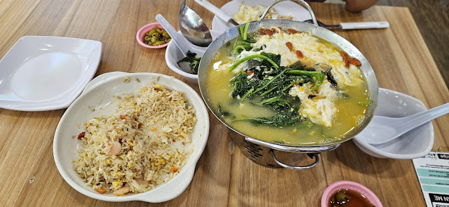 Hua Long Seafood - Hospitality and gastronomy