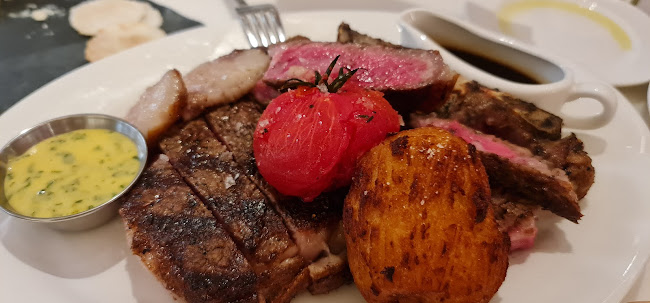 Culina at COMO Dempsey - Hospitality and gastronomy