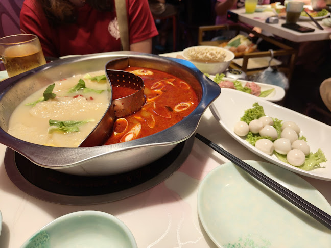 Shi Li Fang Hot Pot @ Junction 10 - Singapore