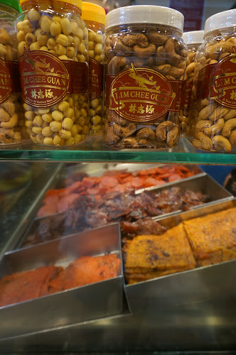 1 Park Road, #01-25 People's Park Complex, Singapore 059108