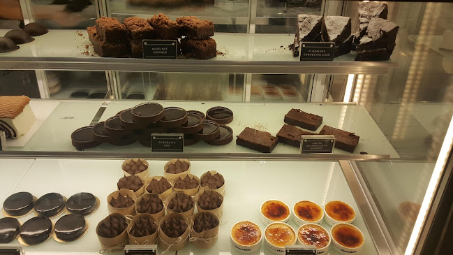 252 N Bridge Rd, #B1 - 52, Singapore 179103