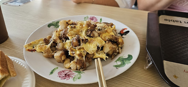 Unforgettable Carrot Cake 忘不了萝卜糕 - Singapore