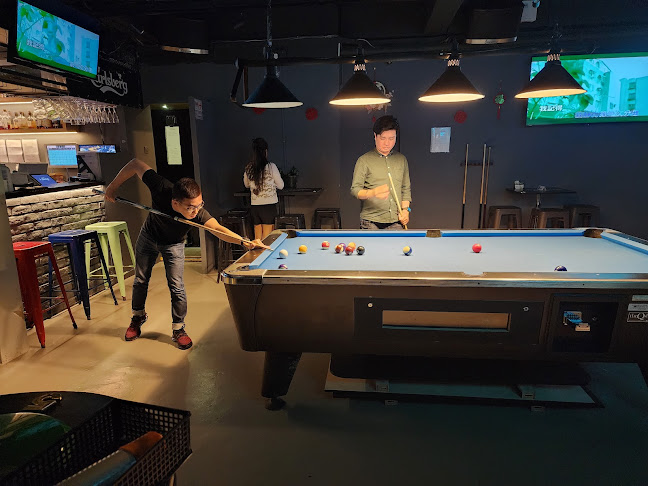 Opinii despre Le Starlette Pub în Singapore - Hospitality and gastronomy