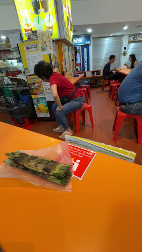 Janggut Laksa @Queensway Shopping Centre - Singapore
