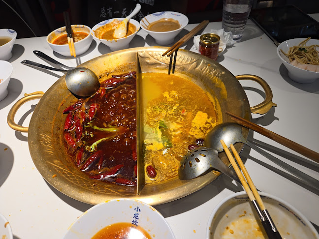 小龙坎 Xiao Long Kan Hotpot (Westgate) - Singapore