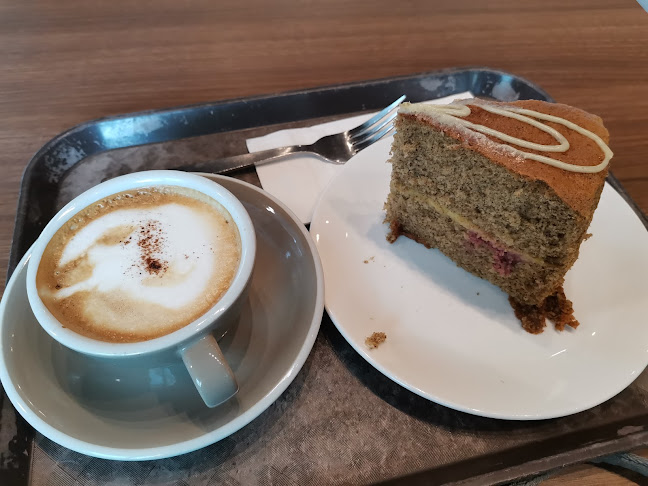 Cedele Bakery Kitchen - The Star Vista - Singapore