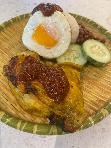 678A Woodlands Avenue 6 Admiralty Place, #02-05, Cantine Foodcourt, Stall 04 Nasi Lemak Ayam Taliwang, 731678