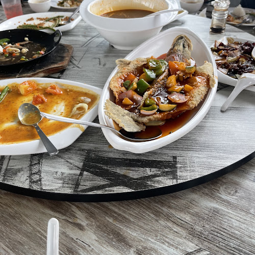 Rasa Istimewa Waterfront Restaurant - Singapore