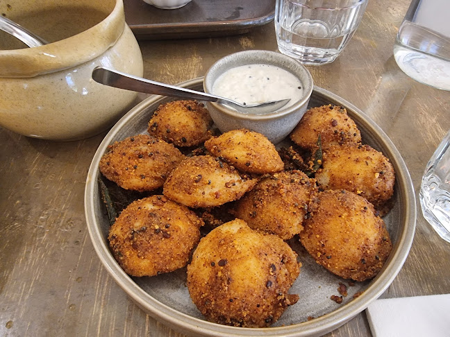 Podi & Poriyal - Singapore