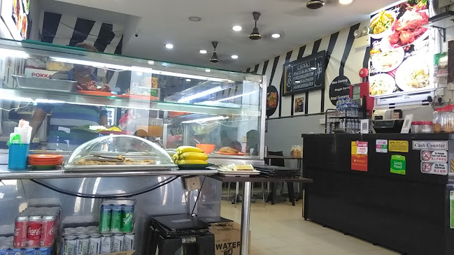 Curry Village - Hospitality and gastronomy