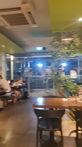 Comentarii opinii despre Nom Bistro