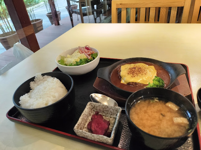 Comentarii opinii despre Donguri Family Restaurant (Member’s Only)