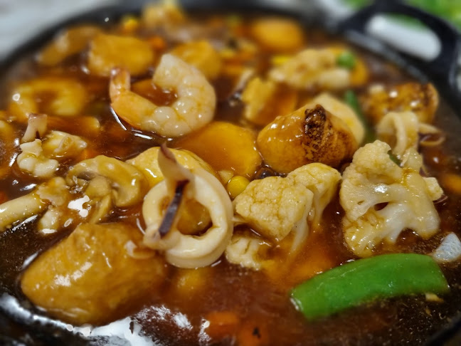 6A Admiralty Rd W, Singapore 757445