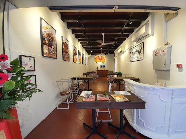 Hup Ka Foon 合家歡