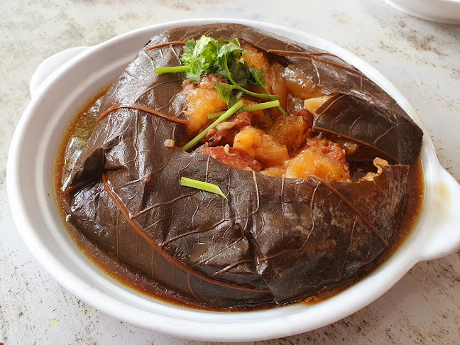 Zai Shun Curry Fish Head - Hospitality and gastronomy
