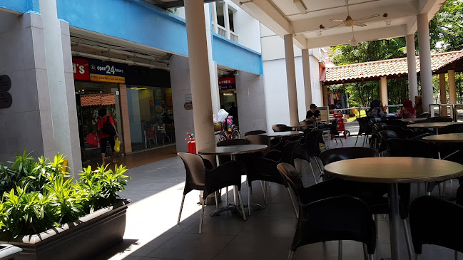 Comentarii opinii despre McDonald's Yishun Ring Road