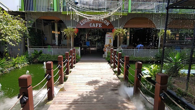 Opinii despre Lucky Saigon Café în Singapore - Hospitality and gastronomy