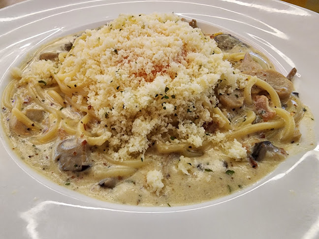 Blk 202 Ang Mo Kio Ave 3, #01-1682, Singapore 560202