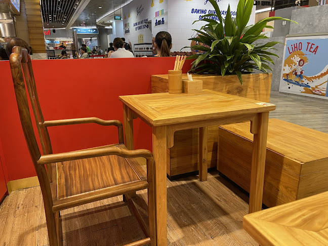 Wen Zhang Lao Mian 文章捞面 - Hospitality and gastronomy