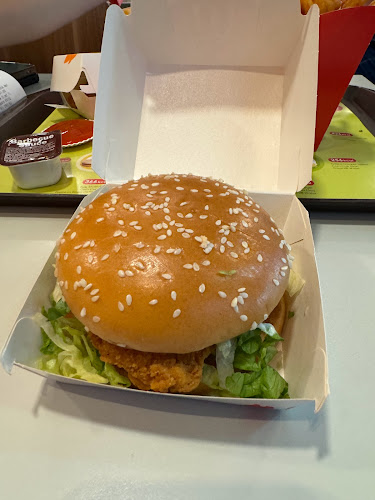 Comentarii opinii despre McDonald's Bukit Batok West