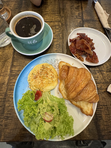 Opinii despre 6 Letter Coffee în Singapore - Hospitality and gastronomy