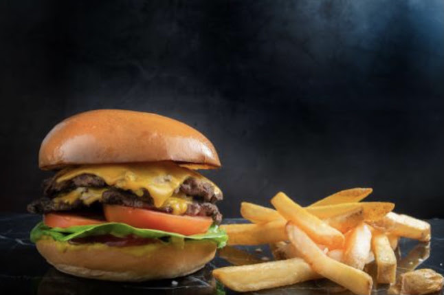 Cuscaden Bar & Bistro - Hospitality and gastronomy