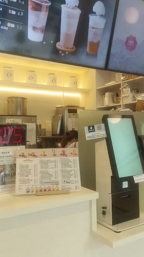 7 Holland Vlg Wy, #01-48, Singapore 275748