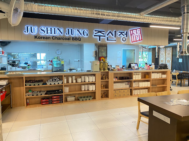 Ju Shin Jung Alexandra