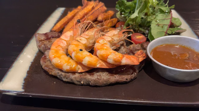 Perle Noire Oyster & Grill Bar (Holland Village) - Singapore