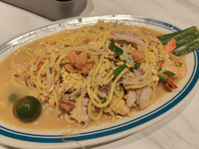 301 Upper Thomson Rd, #01-108, Singapore 574408