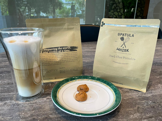 Comentarii opinii despre Spatula & Whisk