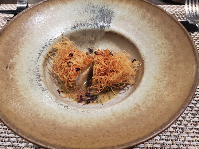 IRU DEN - Hospitality and gastronomy