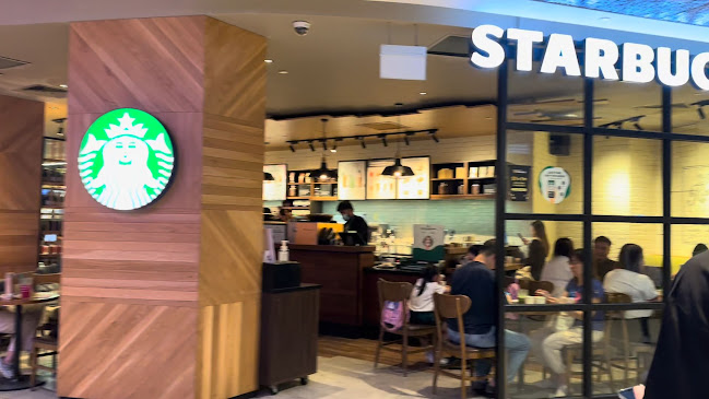 Starbucks ION Orchard