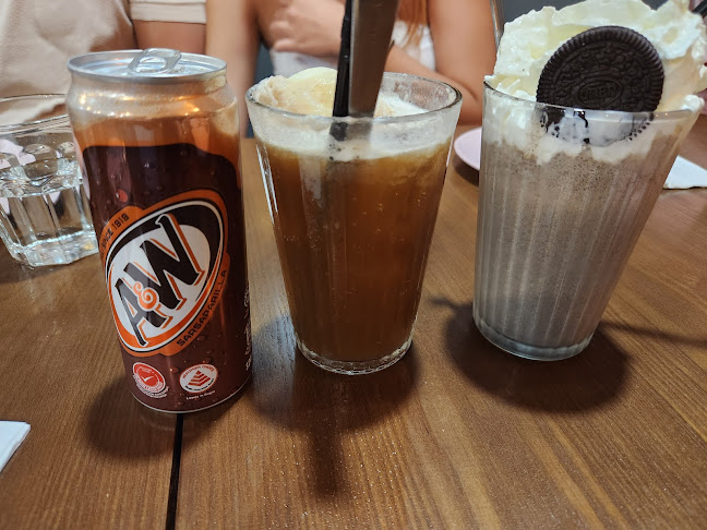 Opinii despre Meat n' Chill • Steak n' Ribs Restaurant în Singapore - Hospitality and gastronomy