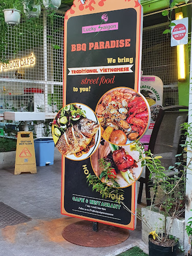Lucky Saigon Café - Hospitality and gastronomy