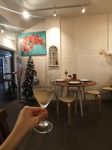 Hillcrest Grubs - Hospitality and gastronomy