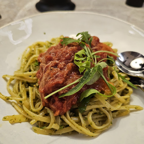 1 Vista Exchange Green, #01-18/19 The Star Vista, Singapore 138617