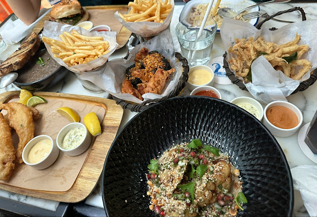 PS.Cafe Raffles City - Singapore