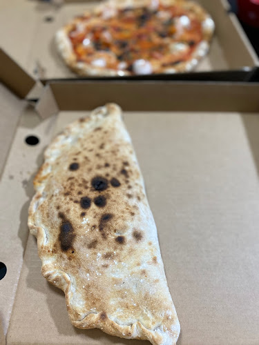 #881, Singapore 279893